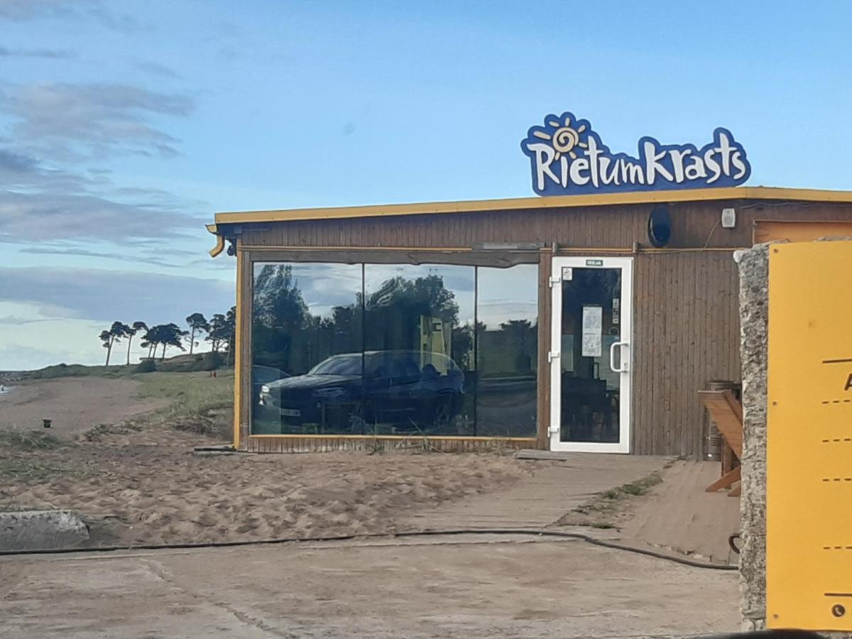 Atmodas Studio Liepaja Luaran gambar
